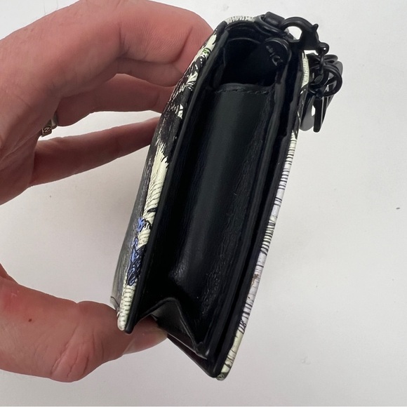 Christian Dior Toile De Jouy Tropical Printed Leather Snap Wallet - Picture 4 of 8